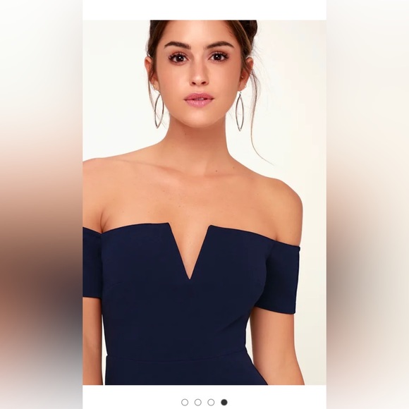 NWT - Lulus - Lynne Navy Blue Off-the-Shoulder Maxi Dress - size XS - Picture 4 of 5
